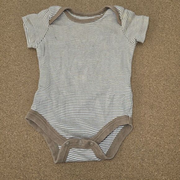 Infant Boys Clothes Lot Outfits 3-18  Months Mixed Brands  (C20) - Picture 6 of 10